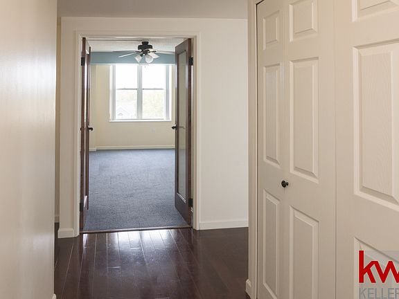 4th image of 250 E Harbortown Dr #403