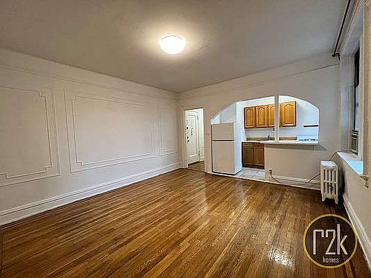 2nd image of 42-05 Layton St #5E