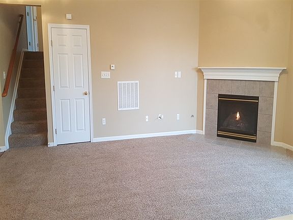 3rd image of 2458 Whisper Dr