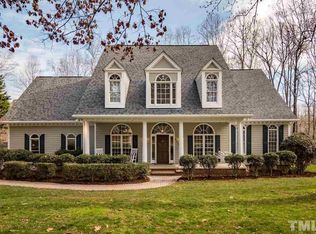2520 Laurelford Ln, Wake Forest, NC 27587
