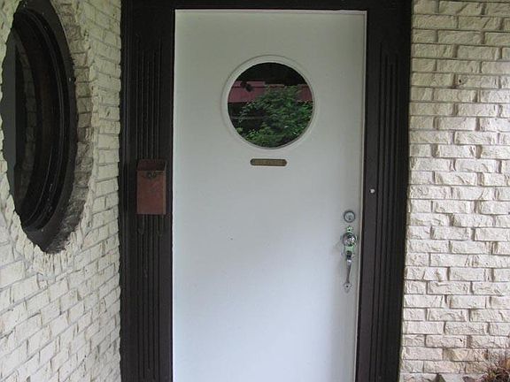 2nd image of 125 Louise Dr