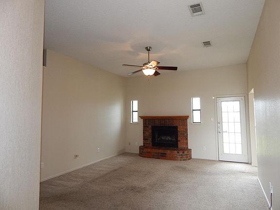 5th image of 2301 Bluebonnet Dr