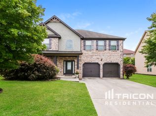 1060 Del Mar Club Dr, Dacula, GA 30019