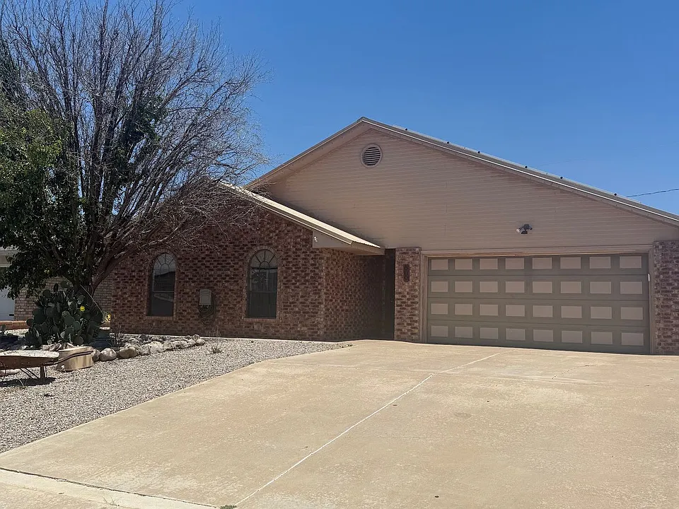 609 Montwood Dr