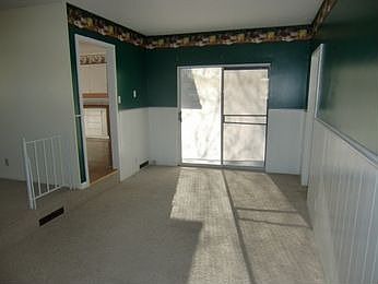 3rd image of 731 Sunrise Blvd N