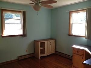 5th image of 4022 N Shore Dr