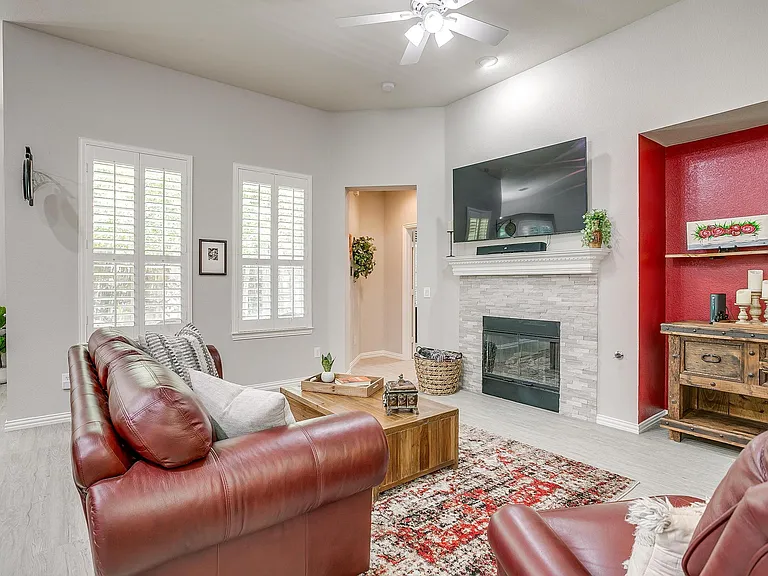 709 Scenic Ranch Cir — Photo 8