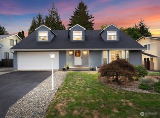 16834 NE 18th St, Bellevue, WA