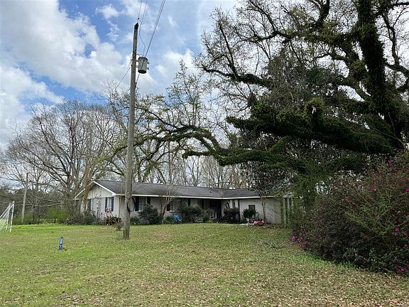 3rd image of 277 N Slade Rd