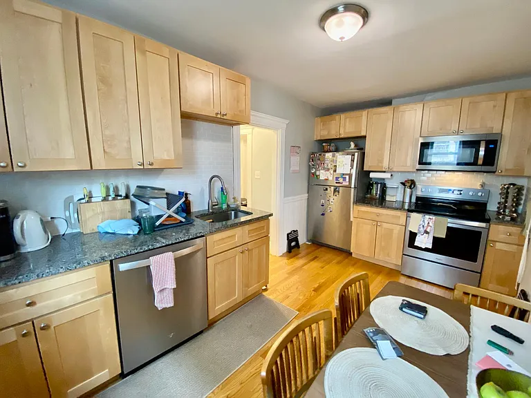 24 Saint Peter St #1L — Photo 13