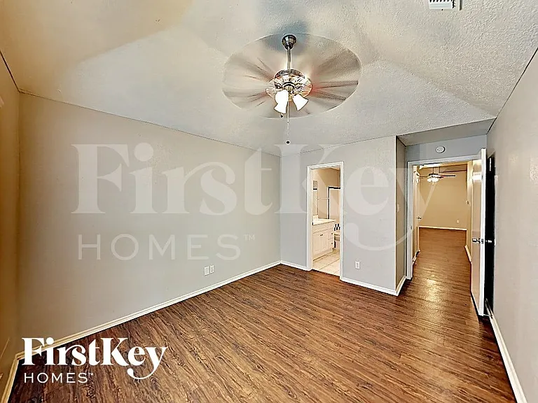 22914 Sherioaks Ln — Photo 6