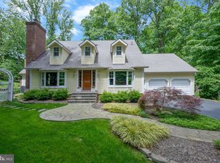 11106 Rich Meadow Dr, Great Falls, VA 22066