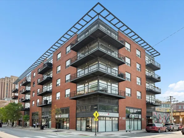 2045 W Concord Pl APT 401, Chicago, IL 60647