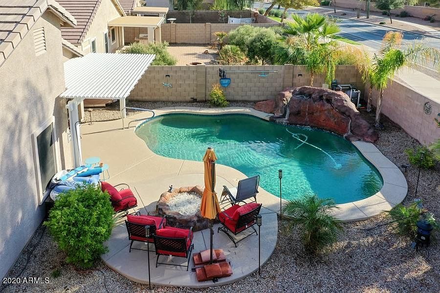 1st image of 43441 W Chisholm Dr