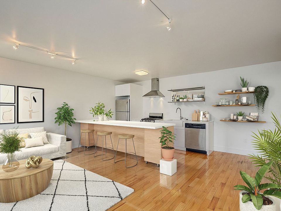 1st image of 4234 W Lockwood Ave #8
