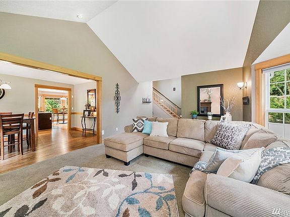4th image of 4709 Crisman Ct SE