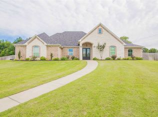 104 Highland Blvd, Hallsville, TX 75650