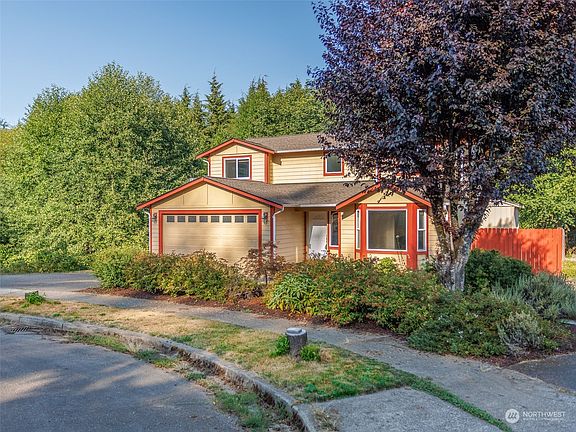 2nd image of 6334 Onyx Court SE