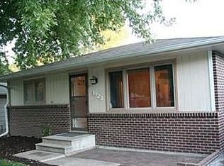 1923 Fairfield St, Lincoln, NE 68521