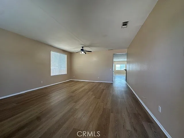 4 bed, 2156 sqft, $2,950 — Photo 3