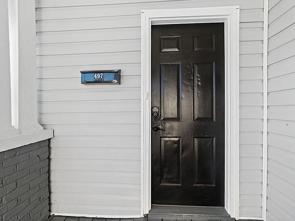 2nd image of 499 Boulevard St #497