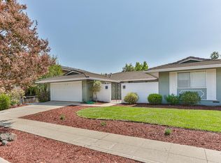 21612 Regnart Rd, Cupertino, CA 95014