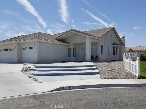 1380 Savanna Dr, Barstow, CA 92311