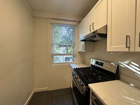 4th image of 721 Bush St #106H