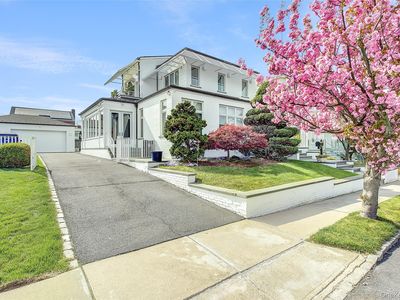 28-24 214th Street, Flushing, NY, 11360