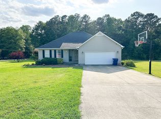 1986 Euclid Rd, Hokes Bluff, AL 35903