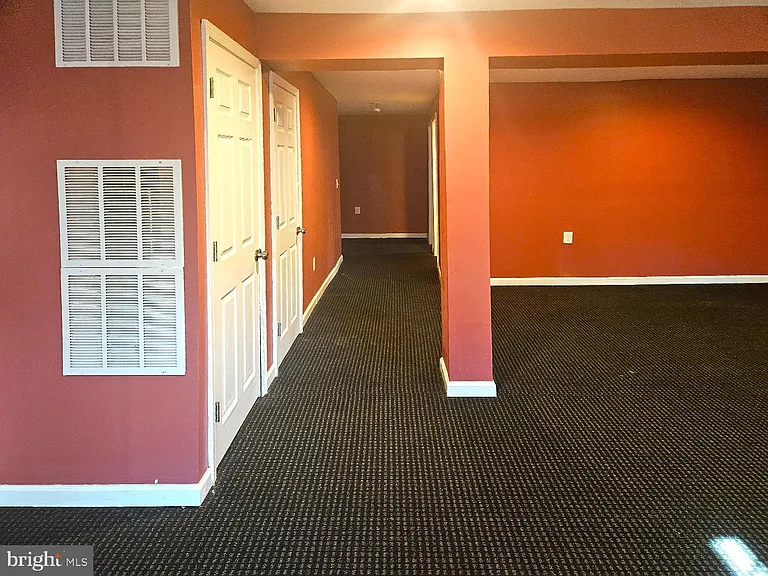 3315 Hollow Ct — Photo 36