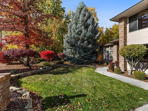 5th image of 8550 W Brookview Dr