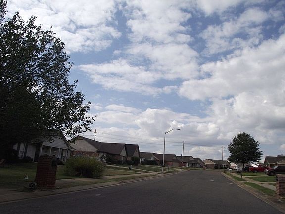 4th image of 6273 Oak Run Dr W