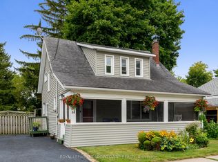 14 Academy Rd, Halton Hills, ON L7G 3N8