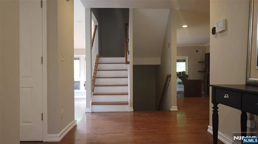 2 bed, 3.0 bath, $4,649 — Photo 1