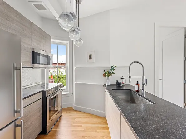 153 Chauncey St APT 4A, Brooklyn, NY 11233
