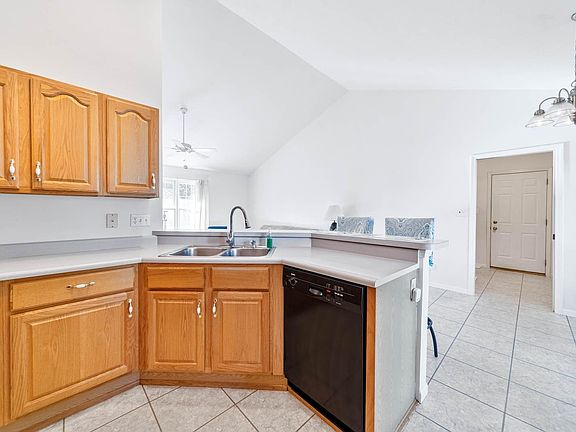 4th image of 4416 Laurel Creek Dr