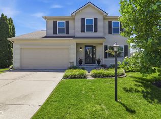 13931 Wakefield Pl, Fishers, IN 46038