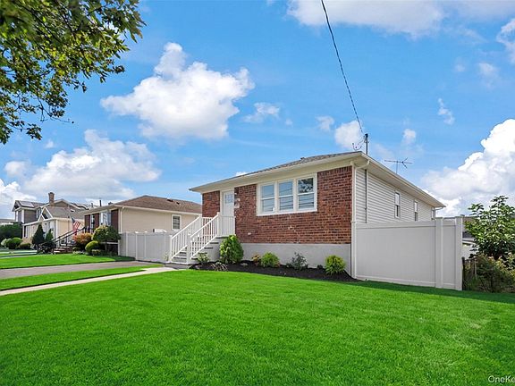 3rd image of 3280 Elliott Boulevard