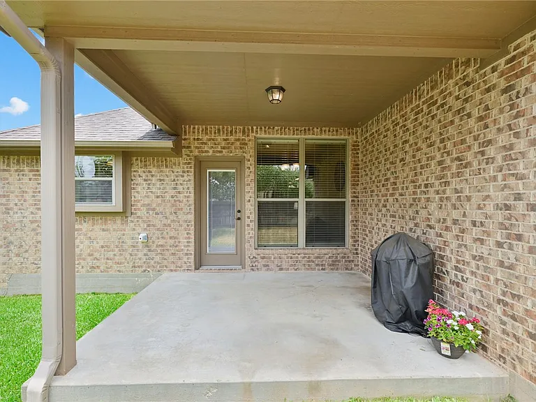 4008 Noirmont Ct — Photo 17