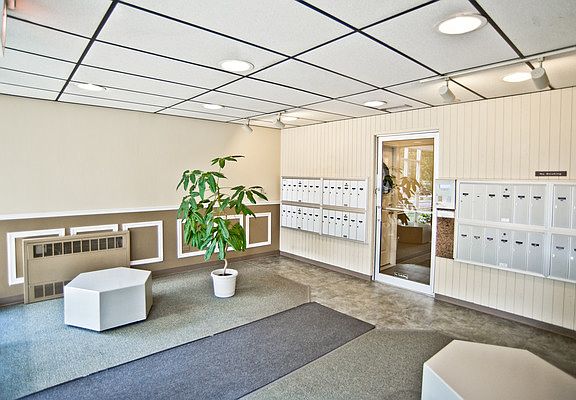 3rd image of 5975 N Odell Ave Unit 2G