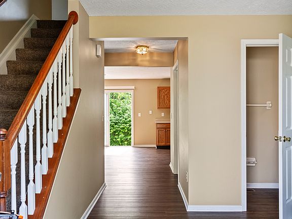 5th image of 8008 Bradford Ct