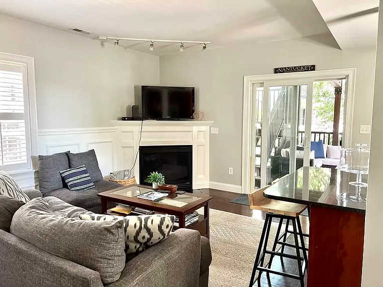 152 O St #2 — Photo 2