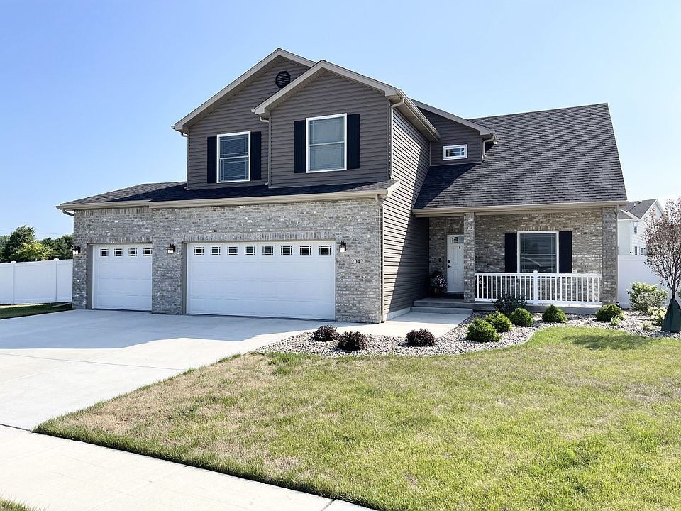 1st image of 2042 Brook Stone Dr