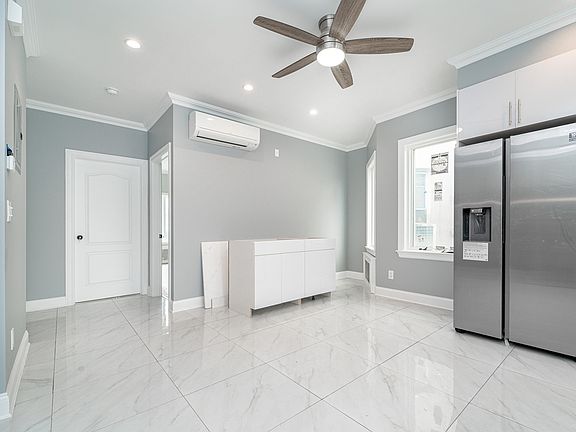 4th image of 22-50 38th St #2B