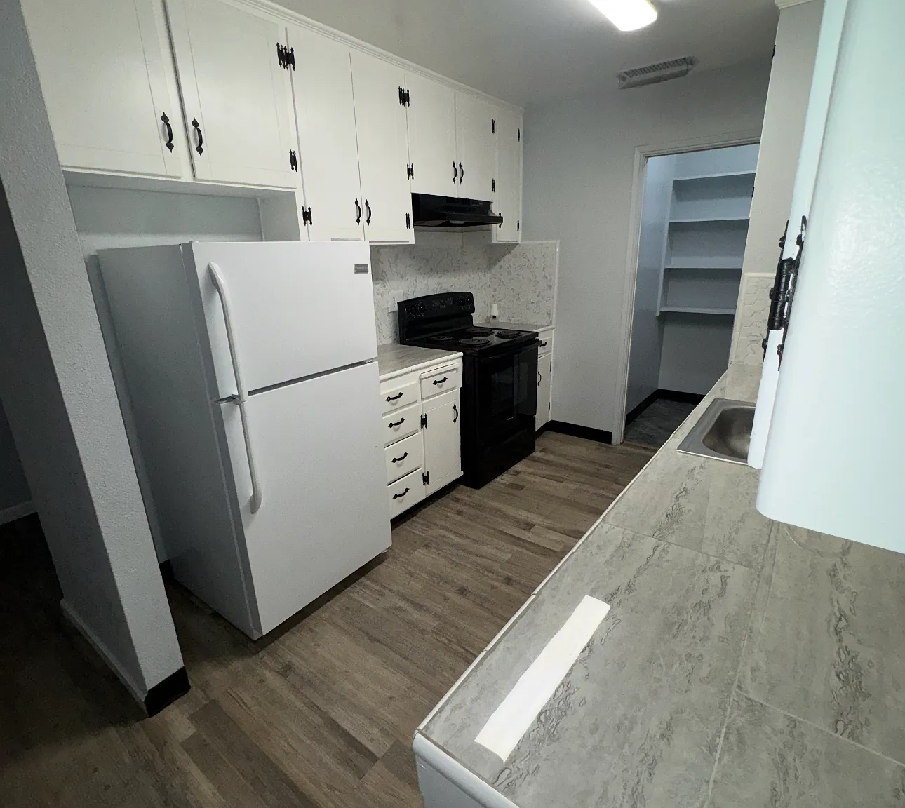 2 bed, 1200 sqft, $1,550 — Photo 2