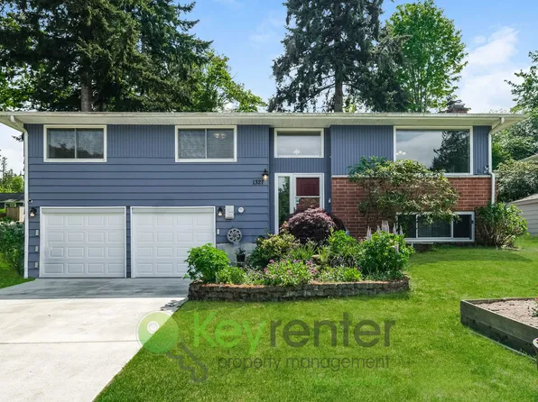 1327 S 232nd St, Seattle, WA 98198