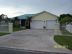 2nd image of 2042 Hunter Rd