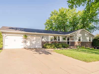 205 Ridgewood Dr, Le Mars, IA, 51031