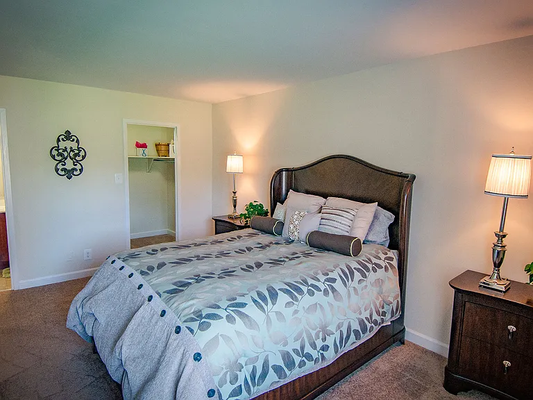 Oakton Park Apartments — Photo 58